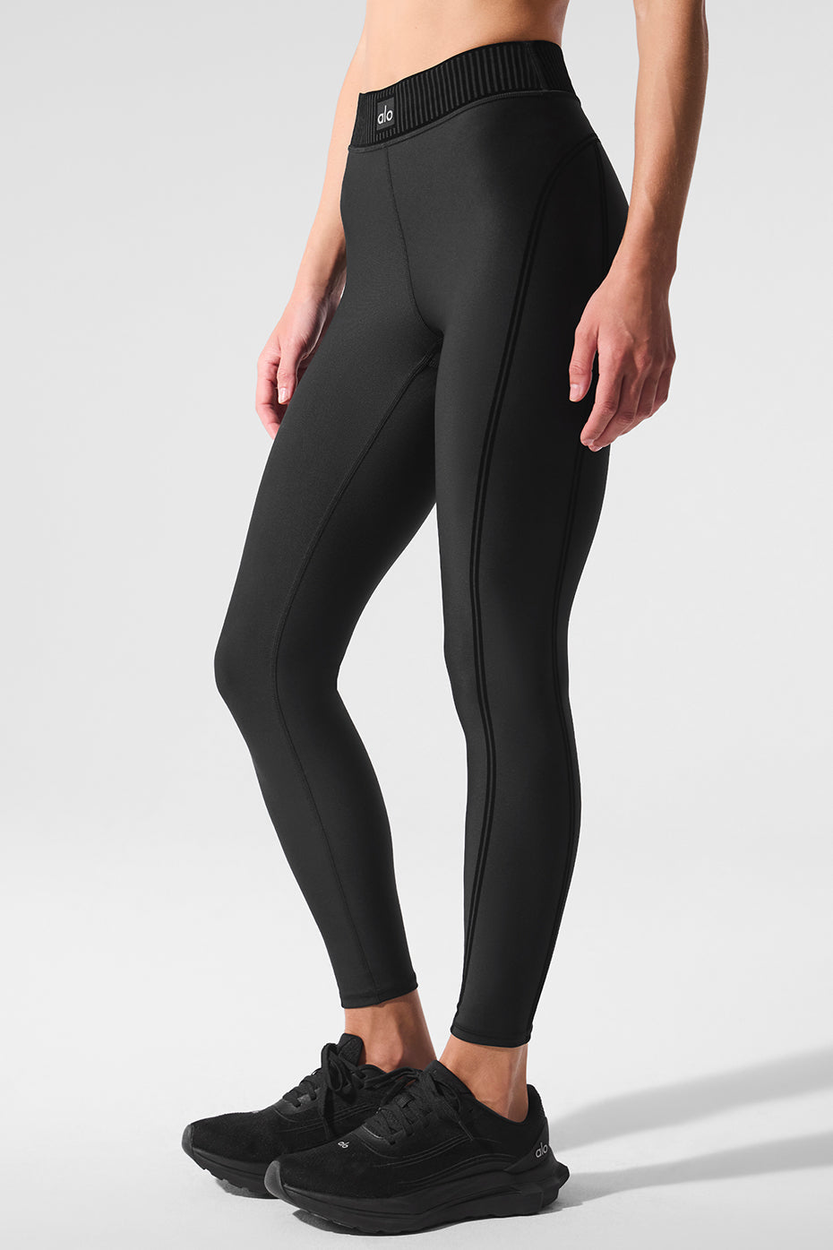 Airlift High-Waist 7/8 Line Up Legging